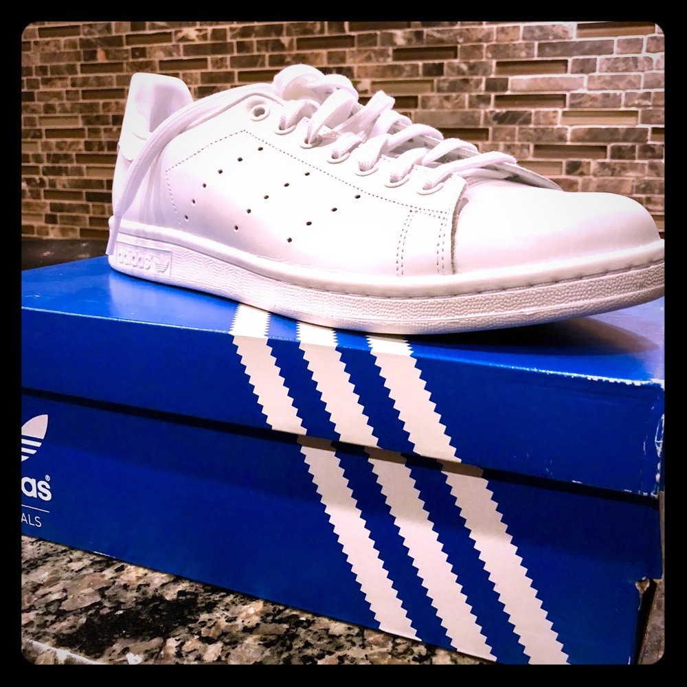 NEW Men’s Adidas Stan Smith Size 11